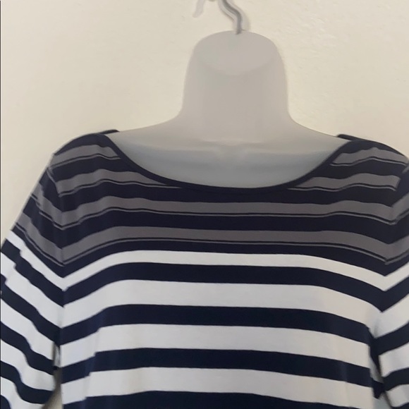 🌺 THE LIMITED Blouse, Size L. - Picture 2 of 5